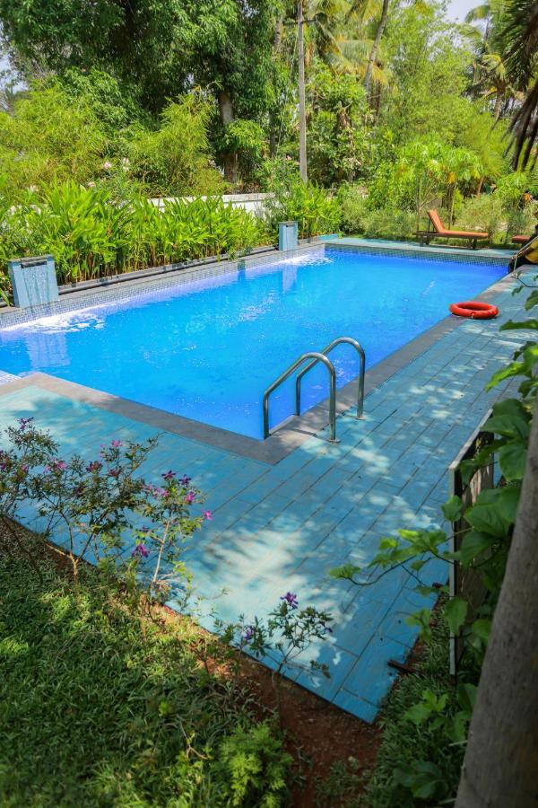 Malavikas Black Beach Resort バルカラ エクステリア 写真