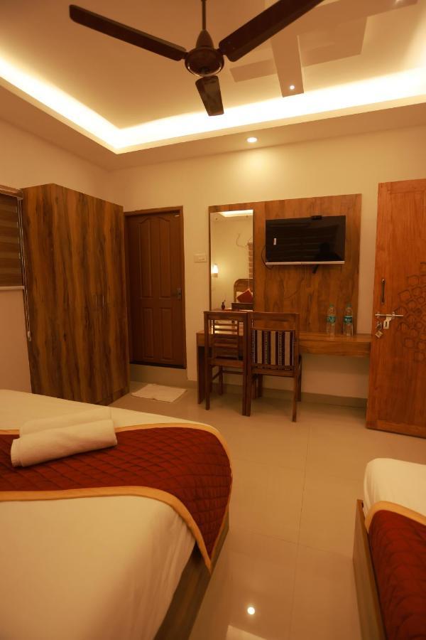 Malavikas Black Beach Resort バルカラ エクステリア 写真